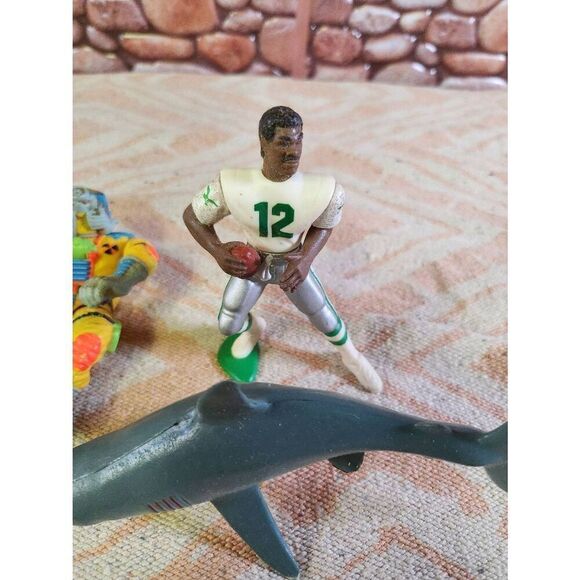 Vintage Toy Lot #A82 - Picture 4 of 9